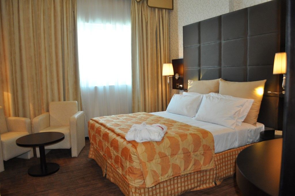 The Park Hotel Formerly Dubai Dış mekan fotoğraf