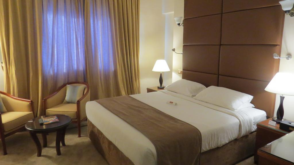 The Park Hotel Formerly Dubai Dış mekan fotoğraf